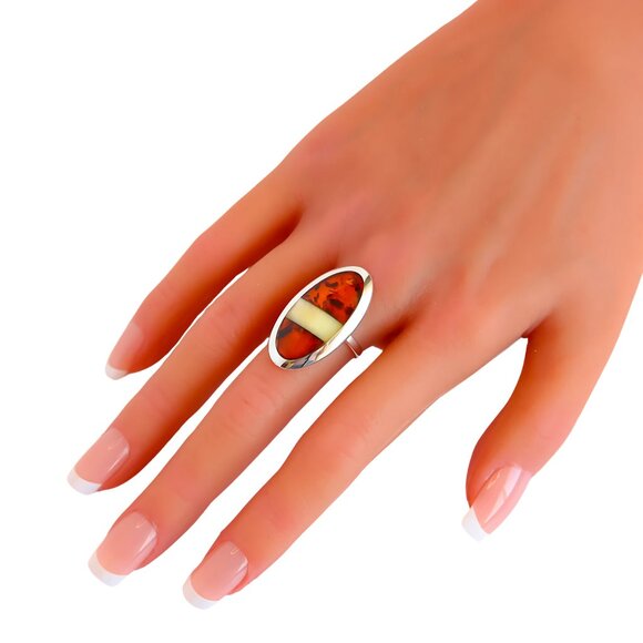 Baltic Cognac and White Amber Oval Cut Statement Ring in 925 Sterling Silver - Picture 5 of 6